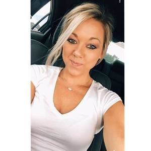 Meet your Posher, Monica